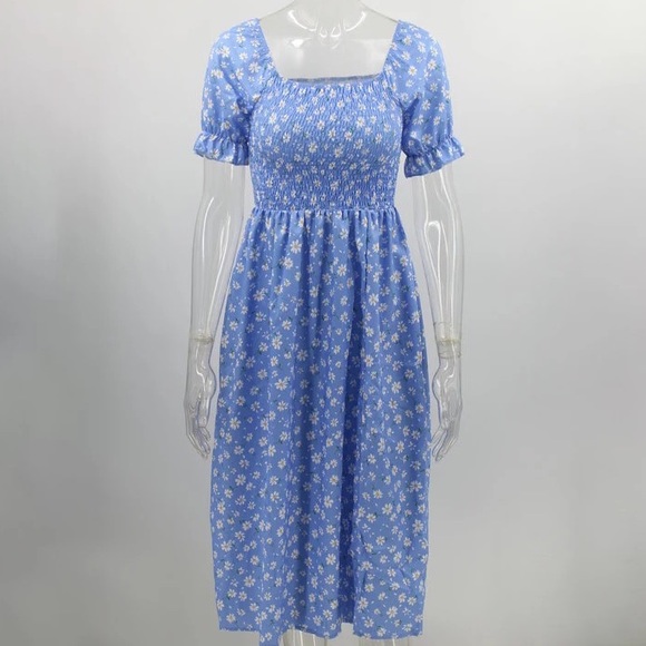 Off-Shoulder Floral Midi Dress - Picture 14 of 15